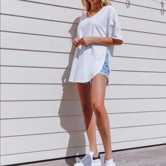 Drop Shoulder Split Hem Solid Tee - Picture 3 of 6